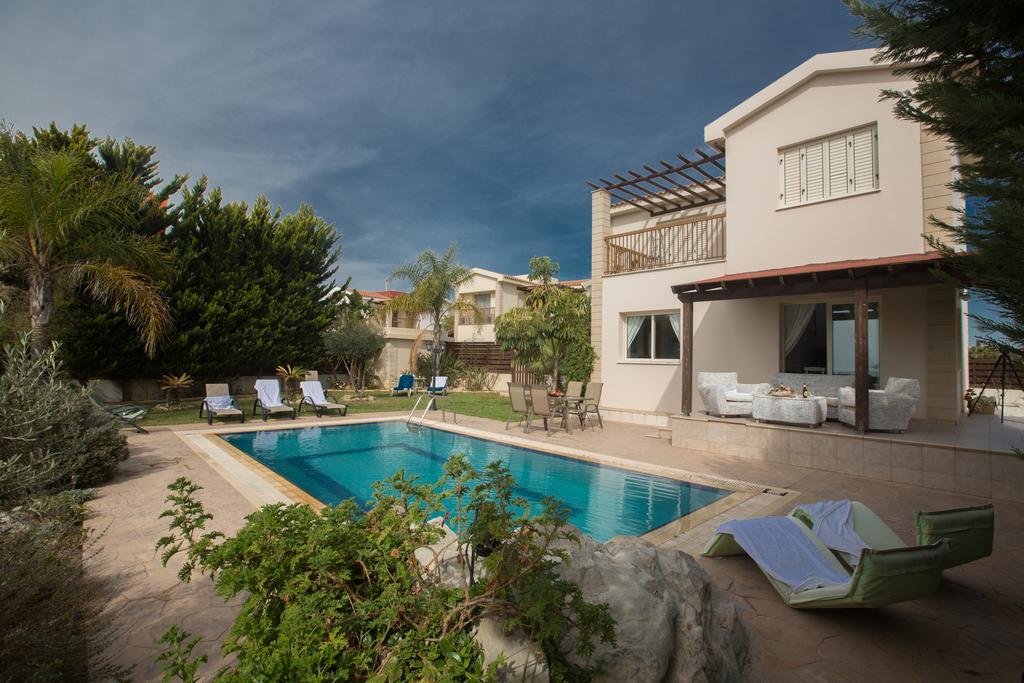 Sunny Coast Villa Ayía Nápa Extérieur photo