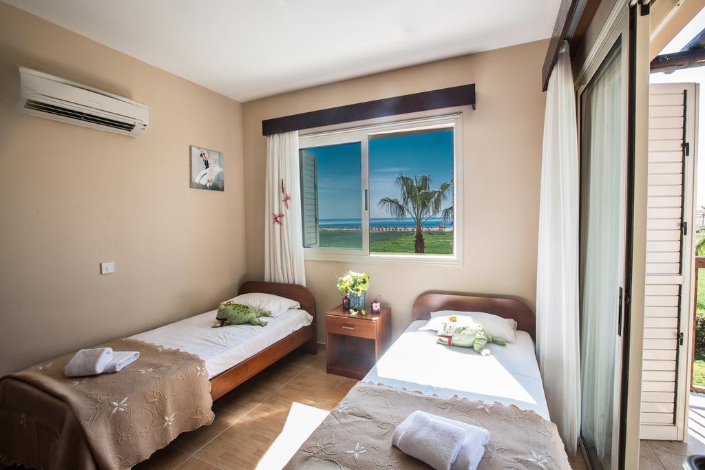 Sunny Coast Villa Ayía Nápa Extérieur photo